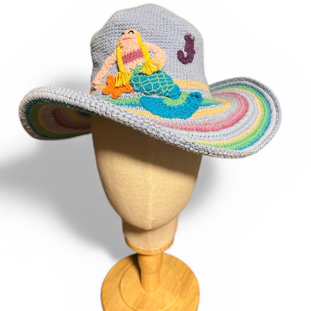 Day Lee Design- children’s hat. Y2K UPF 50+